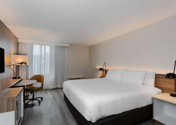 Wyndham Garden Capitol Near Fsu 3*