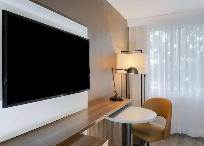 Wyndham Garden Capitol Near Fsu Hotel 3*