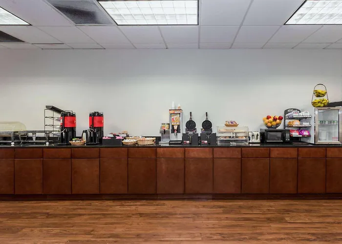 Wyndham Garden Capitol Near Fsu 3* Tallahassee