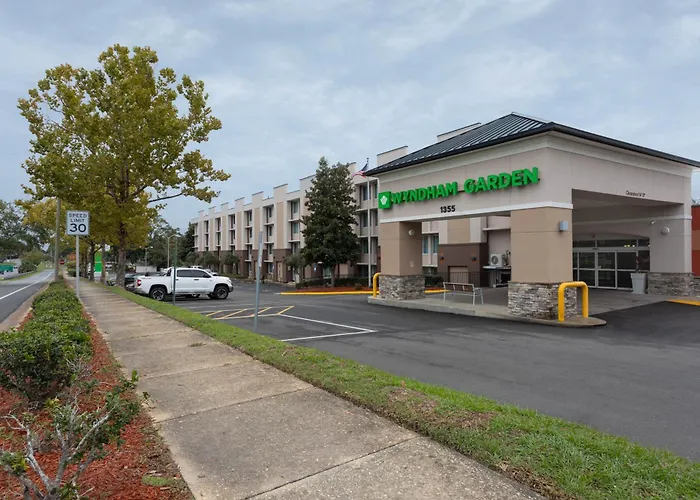 Hotel Wyndham Garden Capitol Near Fsu