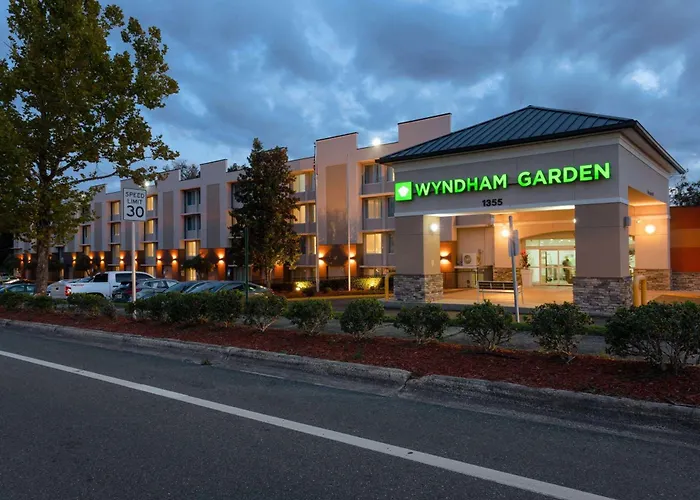 Wyndham Garden Capitol Near Fsu 3*