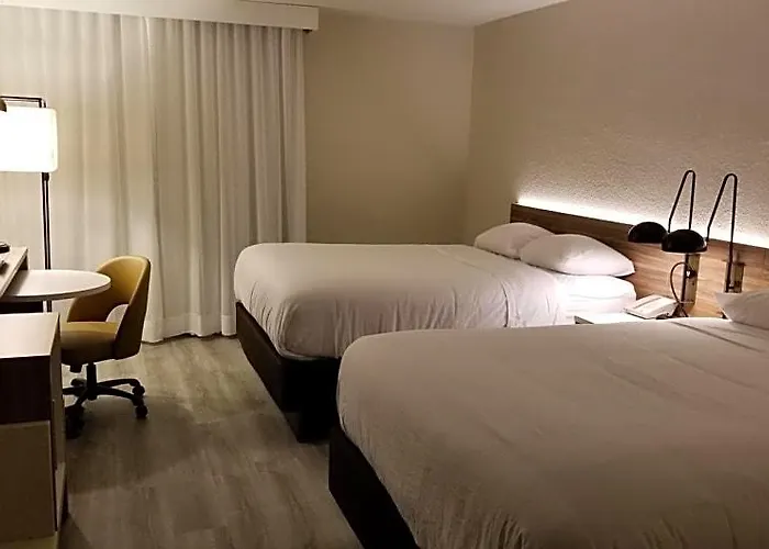 Wyndham Garden Capitol Near Fsu 3*
