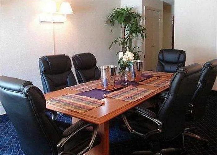 Wyndham Garden Capitol Near Fsu 3*