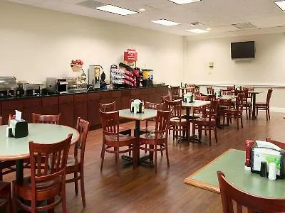 Wyndham Garden Capitol Near Fsu 3* Tallahassee